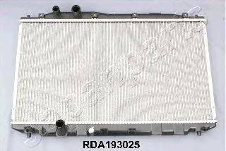 DENSO DRM40028 Радіатор, охолодження двигуна