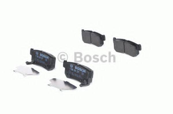 BOSCH 23673 Комплект гальмівних колодок, дискове гальмо