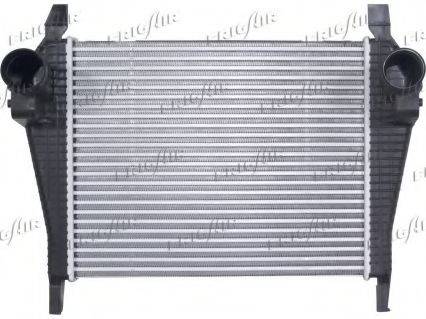 BEHR SERVICE 8ML 376 758-131 Інтеркулер